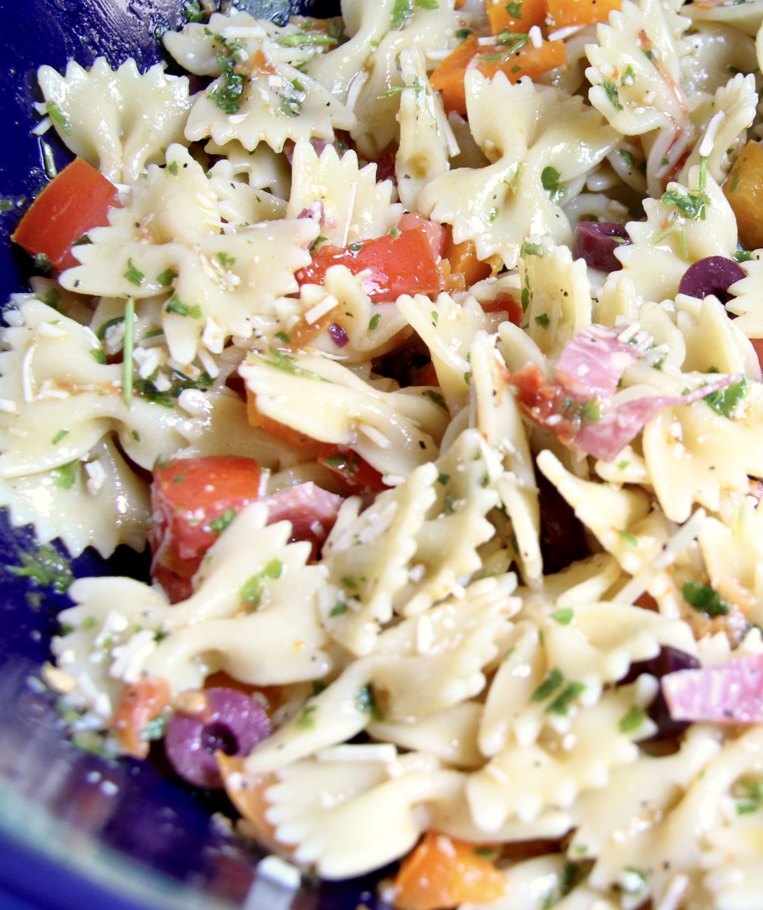 Best Summer Picnic Pasta Salad – The Sticky Kitchen